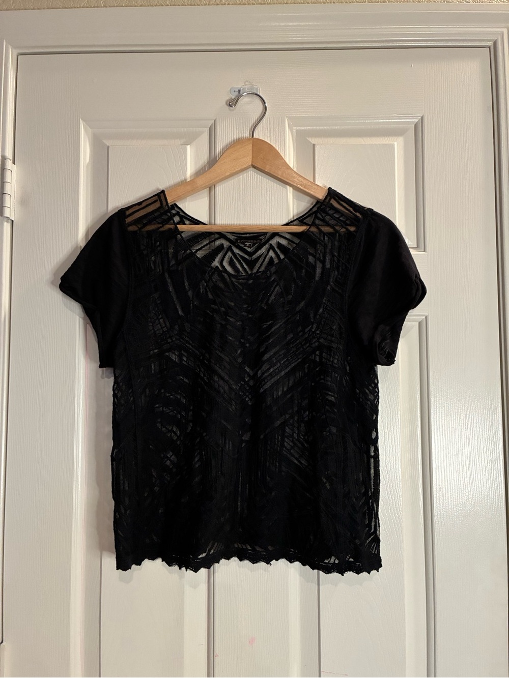 Express Black Short-Sleeve Layered Sheer Geometric Tee